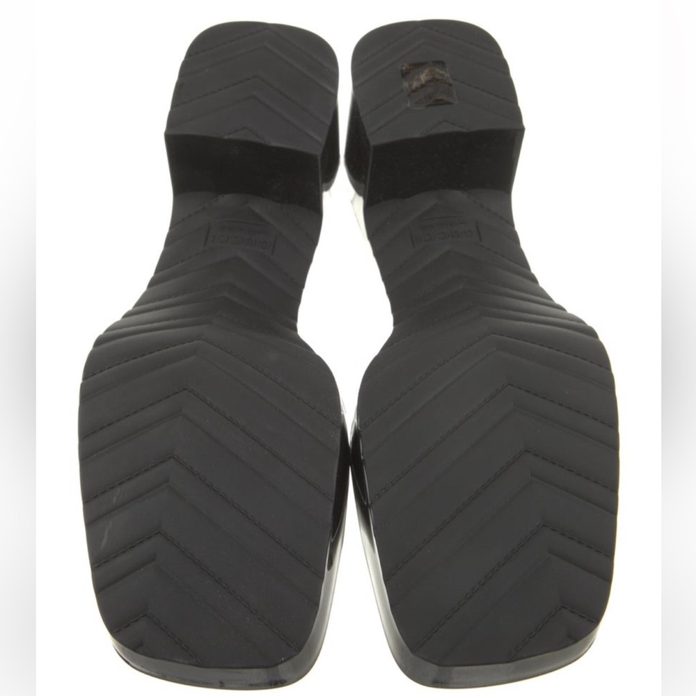 Gucci Rubber Sandals - Picture 6 of 6